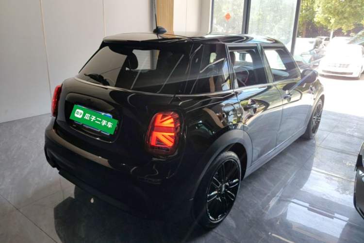 Used MINI 2022 Updated 1.5T COOPER Artist Five-Door Edition Rear Right 45 Deg
