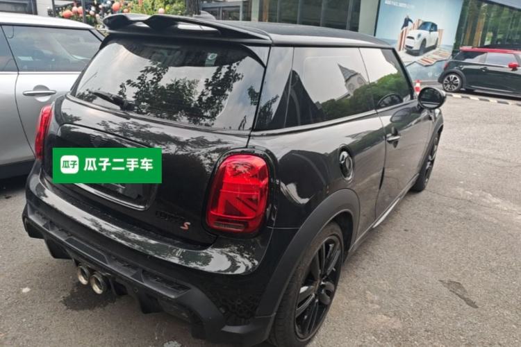 Used MINI 2022 2.0T COOPER S Black Badge Special Edition Rear Right 45 Deg