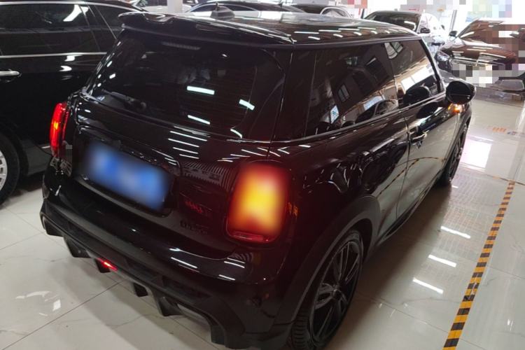 Used MINI 2022 1.5T COOPER Black Badge Special Edition Rear Right 45 Deg