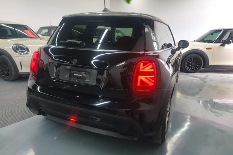 Used MINI 2022 1.5T COOPER Artist Rear Right 45 Deg