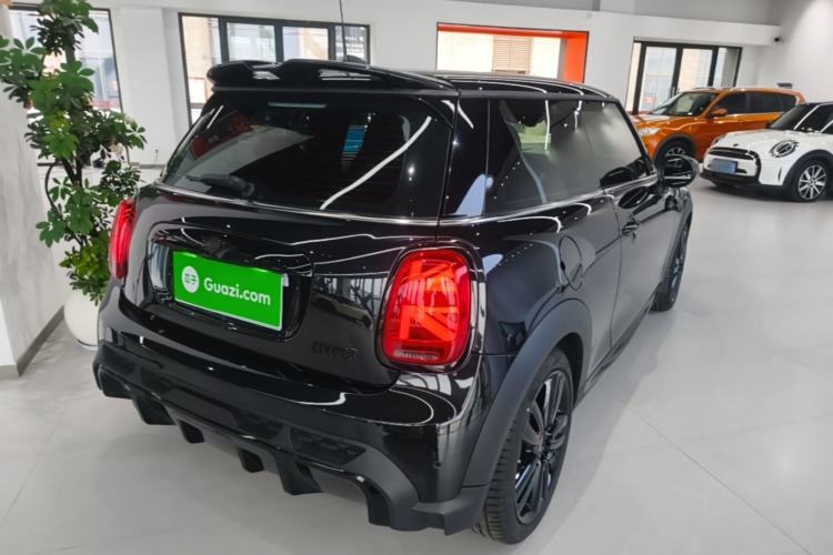 Used MINI 2022 1.5T COOPER Black Badge Special Edition Rear Right 45 Deg
