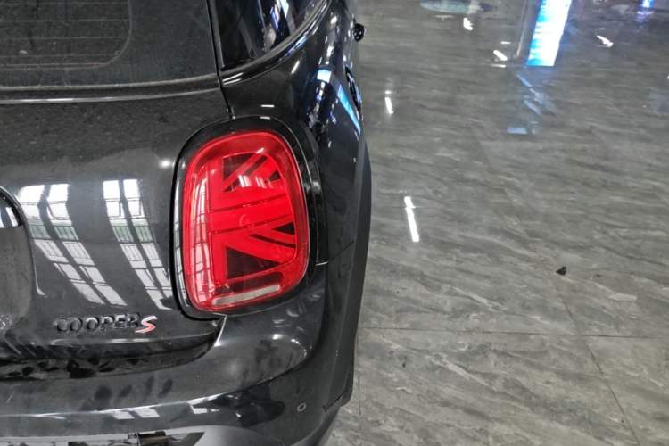 Used MINI 2022 2.0T COOPER S Black Badge Special Edition Right Rear Taillight