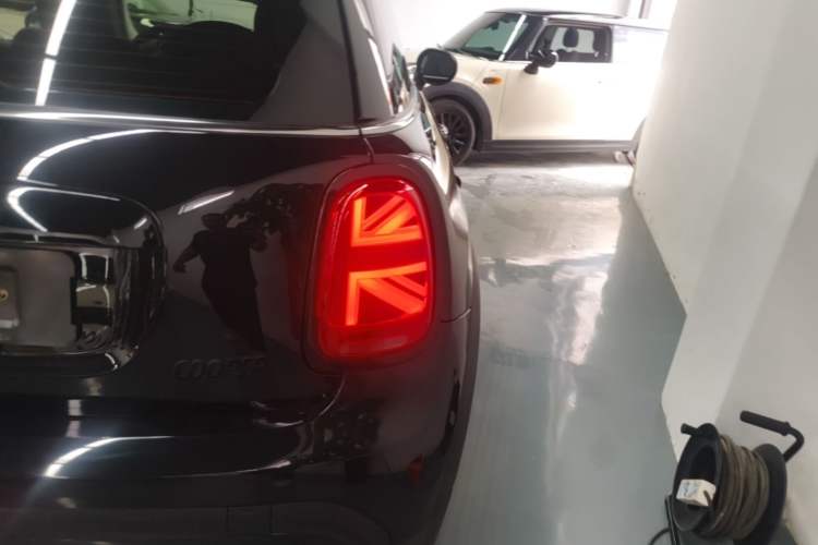 Used MINI 2022 1.5T COOPER Artist Right Rear Taillight
