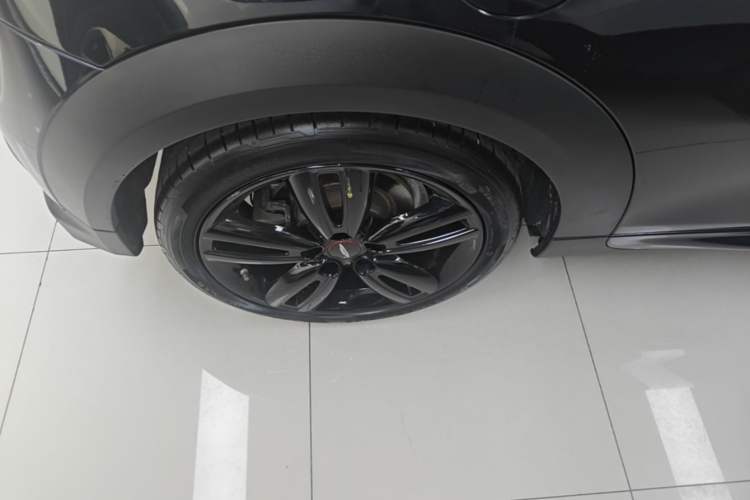 Used MINI 2022 1.5T COOPER Black Badge Special Edition Right Rear Wheel Hub