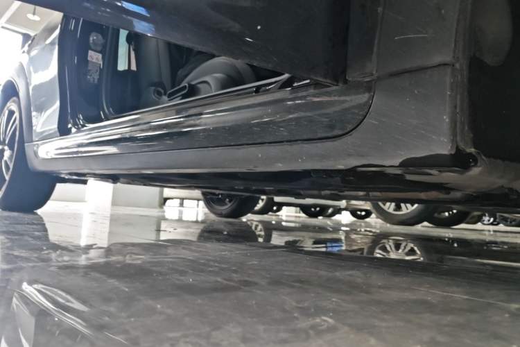 Used MINI 2022 2.0T COOPER S Black Badge Special Edition Right Side Sill