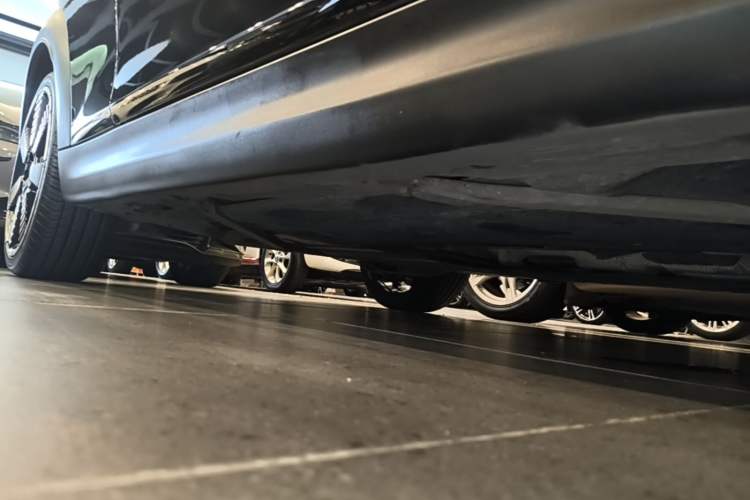 Used MINI 2022 2.0T COOPER S CABRIO Artist Right Side Sill