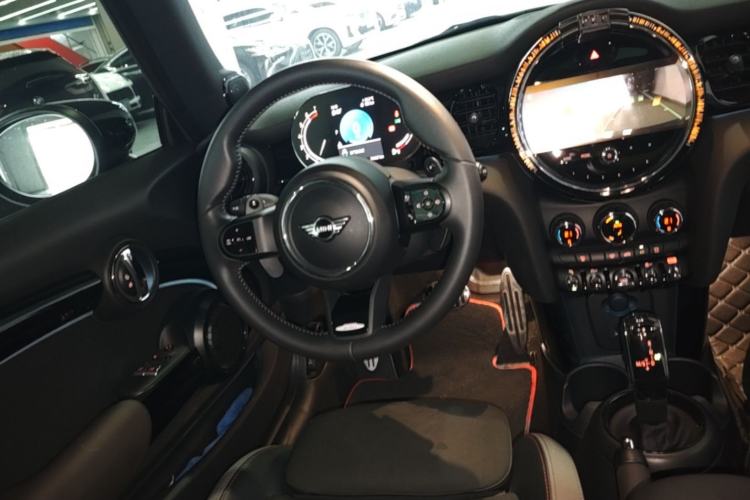 Used MINI 2022 2.0T COOPER S Black Badge Special Edition Steering Wheel