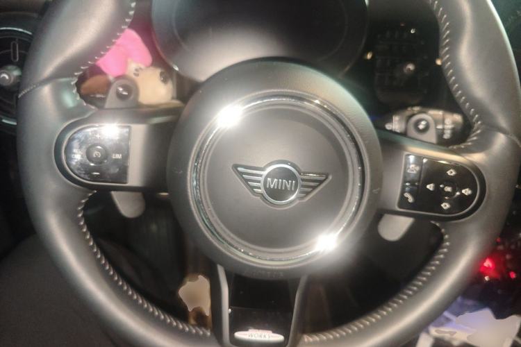Used MINI 2022 2.0T COOPER S Black Badge Special Edition Steering Wheel
