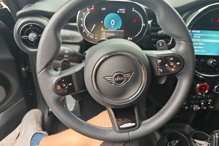 Used MINI 2022 2.0T COOPER S Black Badge Special Edition Steering Wheel