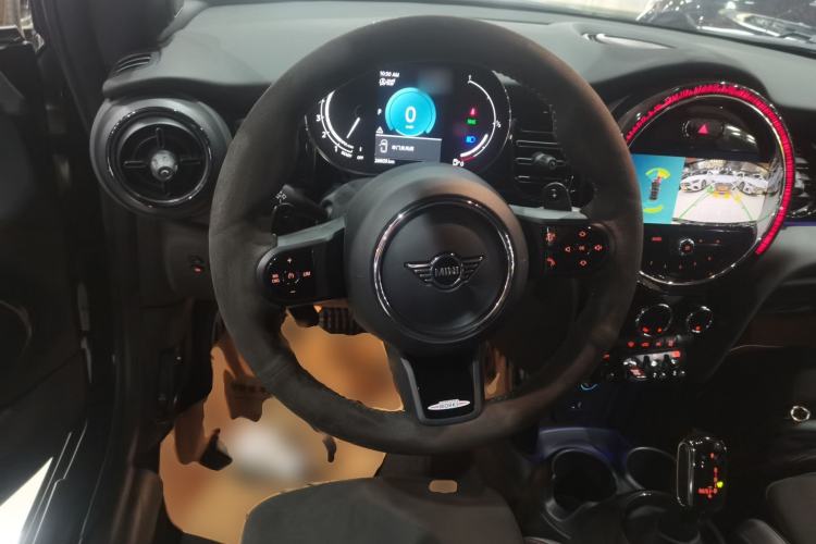 Used MINI 2022 2.0T COOPER S CABRIO Black Badge Special Edition Steering Wheel
