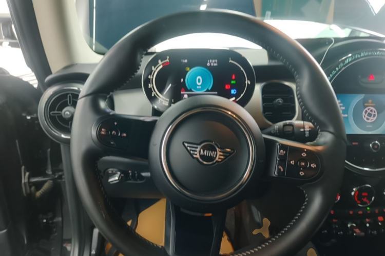 Used MINI 2022 1.5T COOPER Artist Steering Wheel