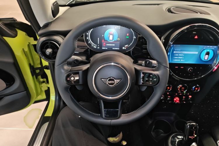 Used MINI 2022 Updated 2.0T COOPER S Artist Steering Wheel