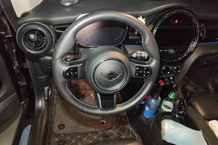 Used MINI 2022 1.5T COOPER Artist Steering Wheel