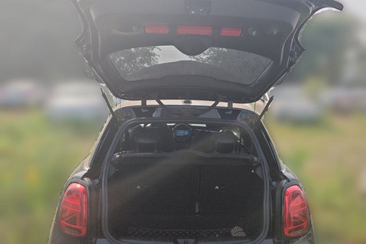 Used MINI 2022 1.5T COOPER Black Badge Special Edition Trunk
