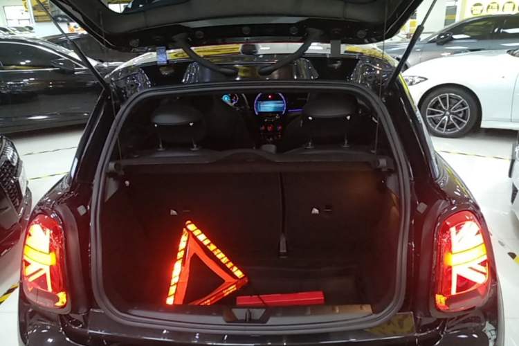 Used MINI 2022 2.0T COOPER S Black Badge Special Edition Trunk