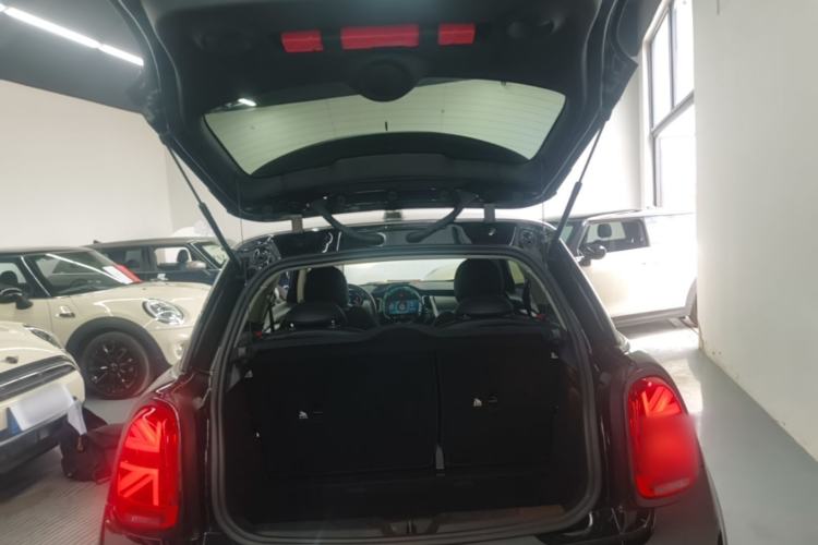 Used MINI 2022 1.5T COOPER Artist Trunk