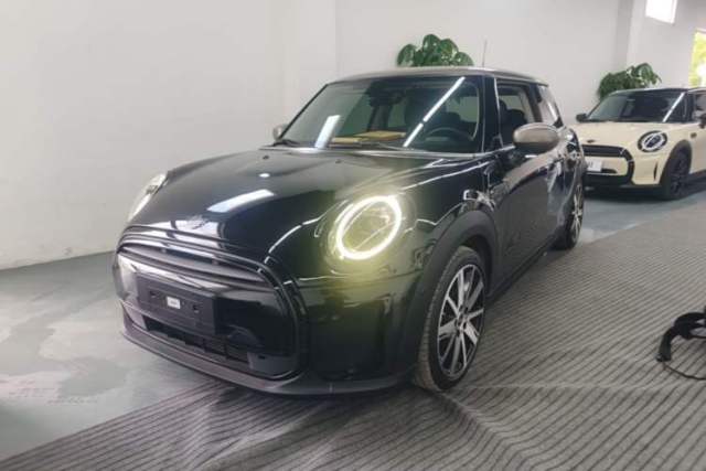Used MINI 2022 1.5T COOPER Artist