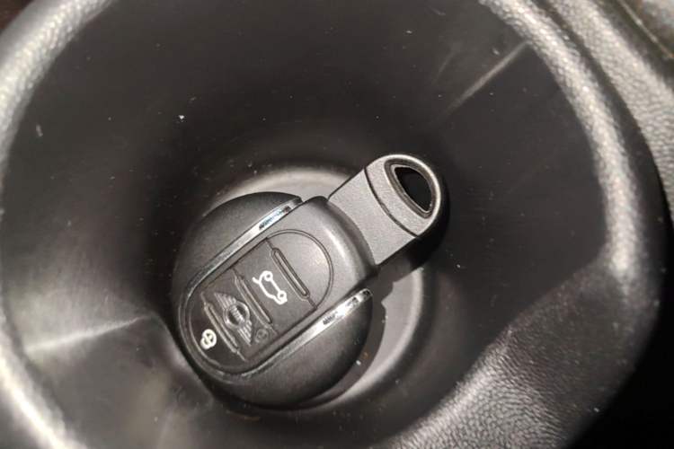 Used MINI 2022 1.5T COOPER Black Badge Special Edition Vehicle Key