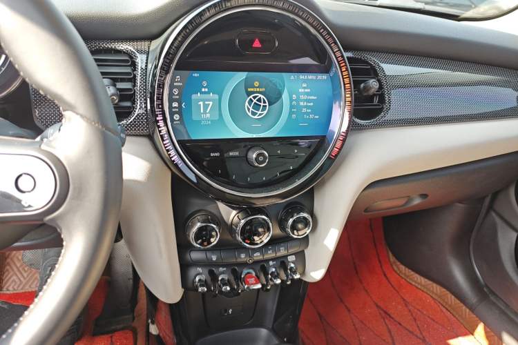Used MINI 2022 1.5T COOPER Artist Five-Door Edition Audio And AC Panel