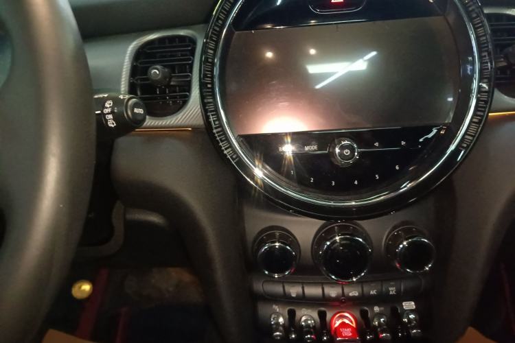 Used MINI 2022 1.5T COOPER Classic Edition Five-Door Version Audio And AC Panel