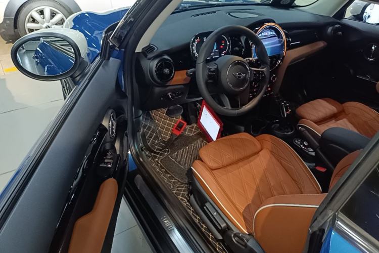 Used MINI 2022 1.5T COOPER Artist Driver Seat