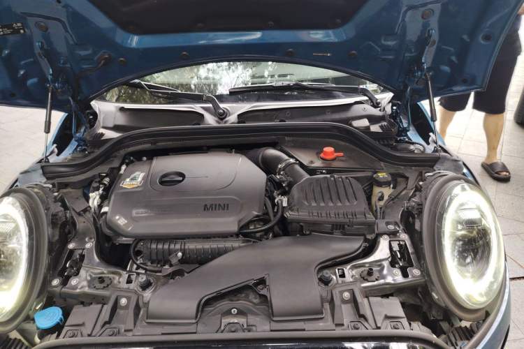 Used MINI 2022 1.5T COOPER Classic Edition Five-Door Version Engine Bay