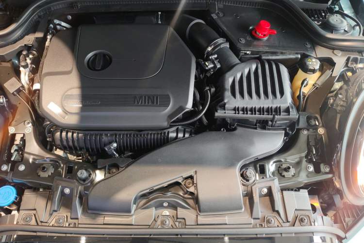 Used MINI 2022 2.0T COOPER S Artist Engine Bay