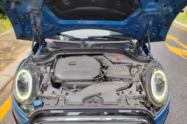 Used MINI 2022 1.5T COOPER Artist Engine Bay