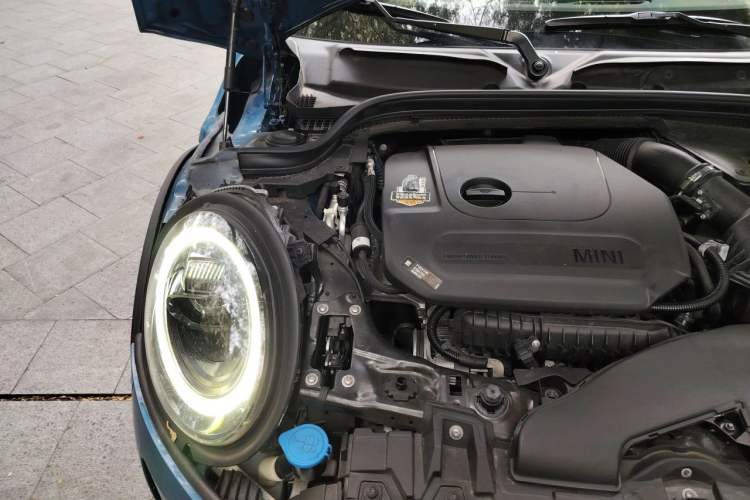Used MINI 2022 1.5T COOPER Classic Edition Five-Door Version Engine Bay Right