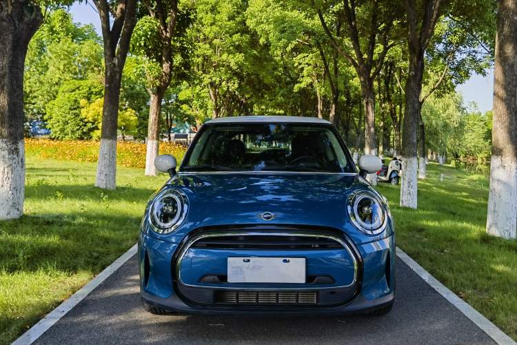 Used MINI 2022 Updated 1.5T COOPER Classic Edition Exterior 1