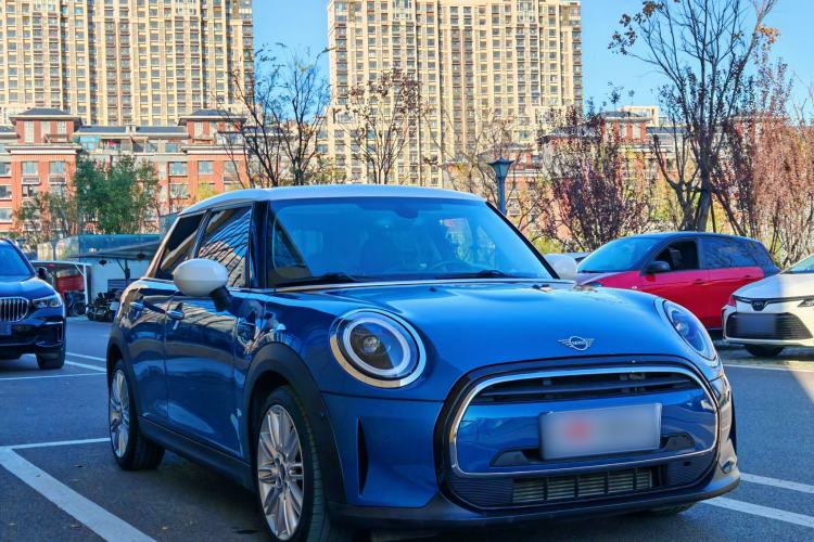 Used MINI 2022 1.5T COOPER Classic Edition Five-Door Version Exterior 2