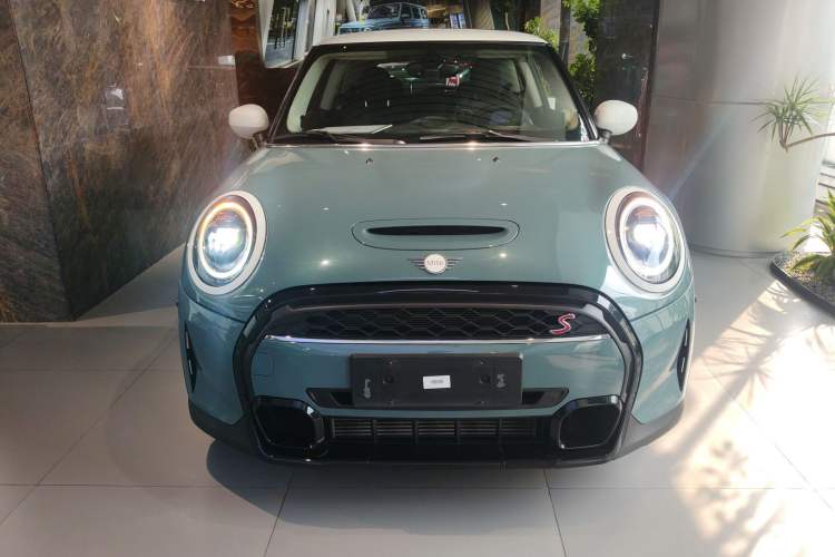 Used MINI 2022 2.0T COOPER S Artist Front