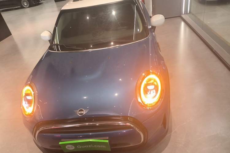Used MINI 2022 Updated 1.5T COOPER Classic Edition Front