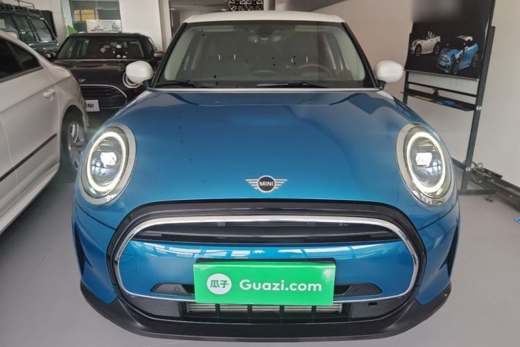Used MINI 2022 Updated 1.5T COOPER Classic Edition Five-Door Version Front