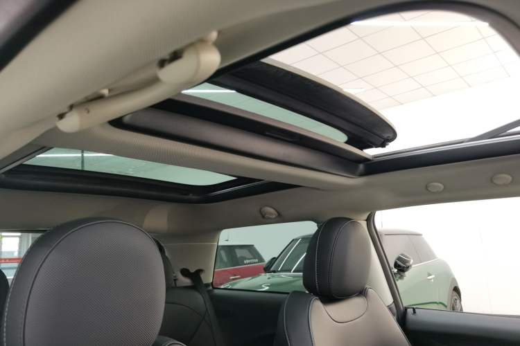 Used MINI 2022 Updated 1.5T COOPER Classic Edition Headliner