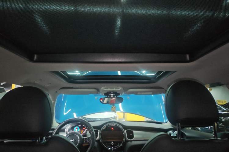 Used MINI 2022 1.5T COOPER Classic Edition Headliner