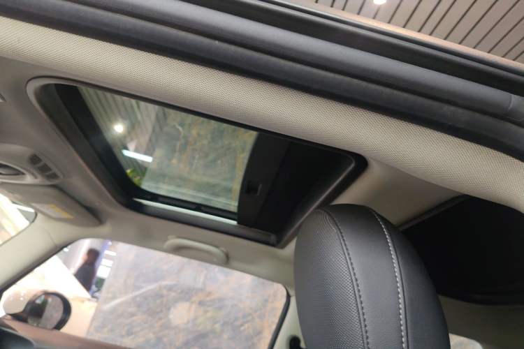 Used MINI 2022 2.0T COOPER S Artist Headliner