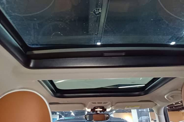 Used MINI 2022 1.5T COOPER Artist Headliner