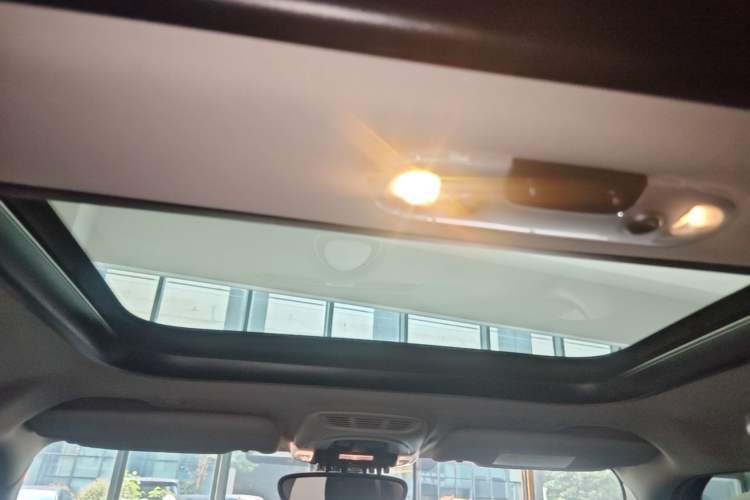 Used MINI 2022 Updated 1.5T COOPER Classic Edition Five-Door Version Headliner