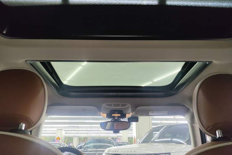 Used MINI 2022 1.5T COOPER Artist Headliner
