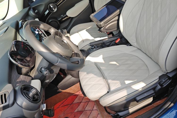 Used MINI 2022 1.5T COOPER Artist Five-Door Edition Left Front Seat