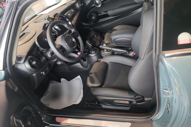 Used MINI 2022 2.0T COOPER S Artist Left Front Seat