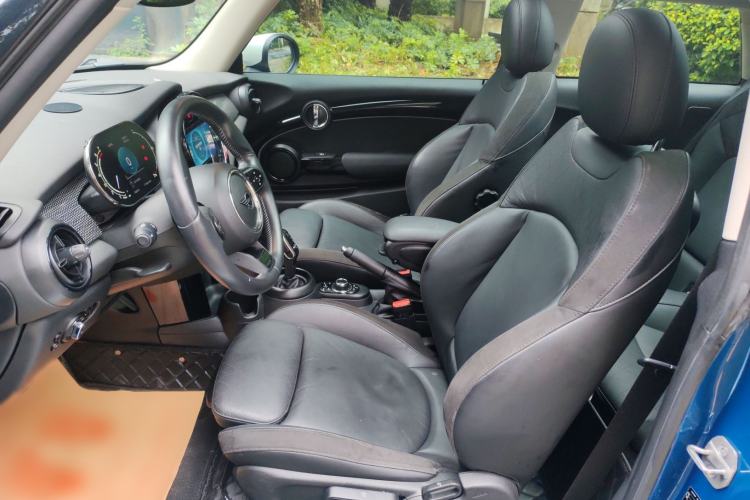 Used MINI 2022 1.5T COOPER Artist Left Front Seat