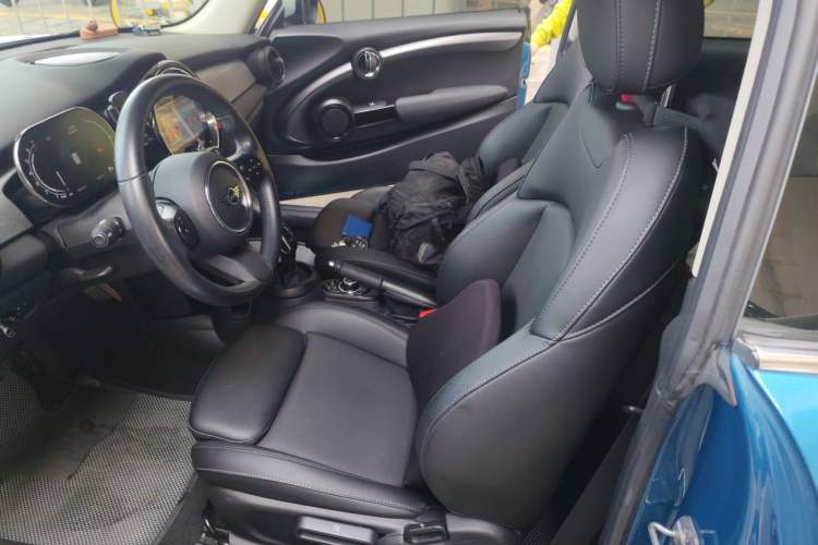 Used MINI 2022 1.5T COOPER Classic Edition Left Front Seat