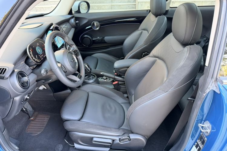 Used MINI 2022 1.5T COOPER Artist Left Front Seat