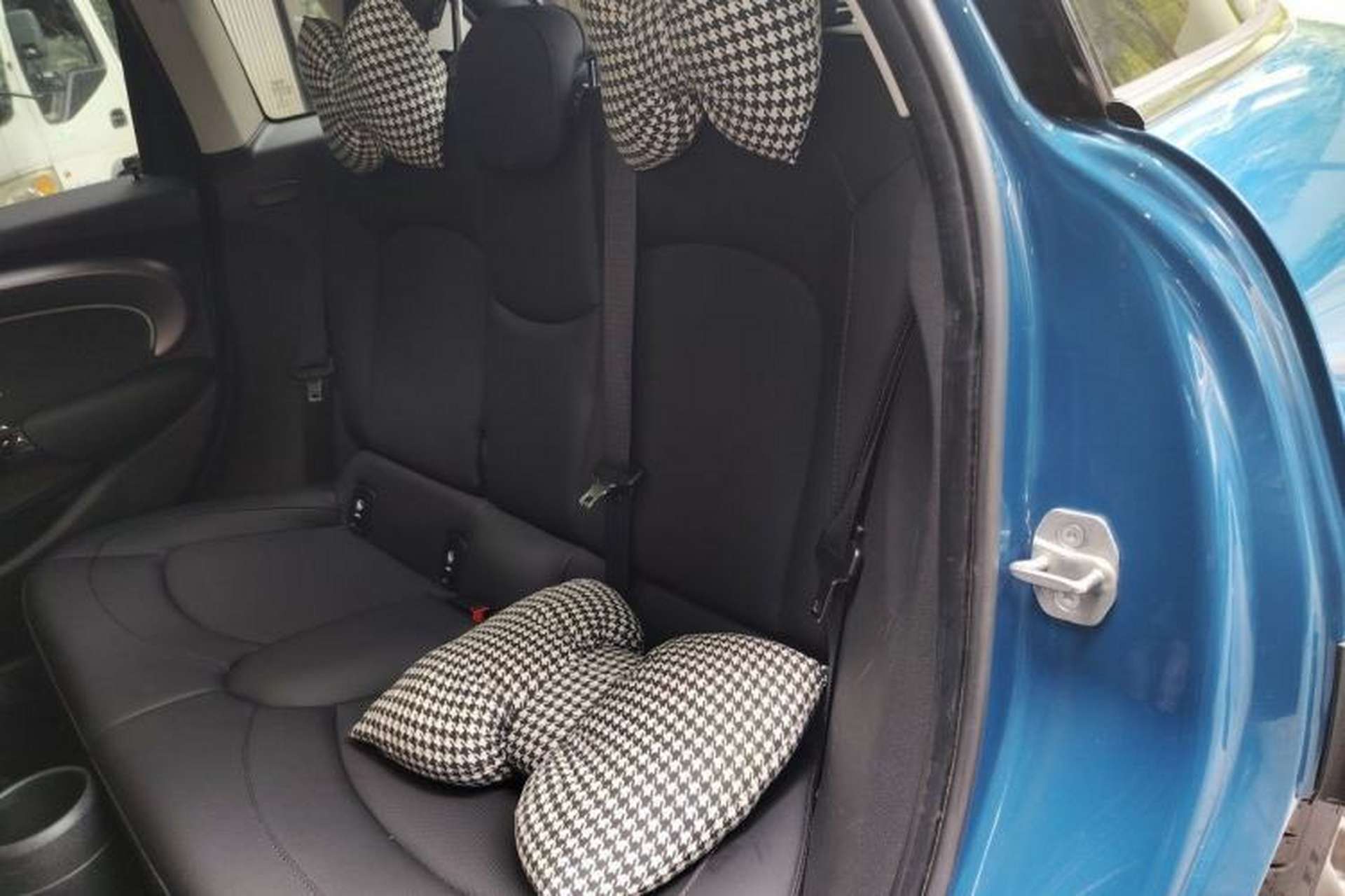 Used MINI 2022 1.5T COOPER Classic Edition Five-Door Version Left Rear Seat