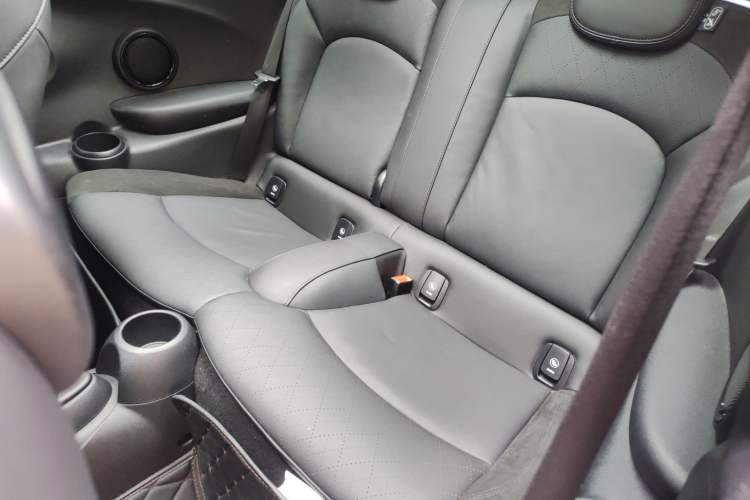 Used MINI 2022 1.5T COOPER Artist Left Rear Seat