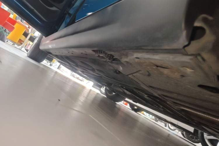 Used MINI 2022 Updated 1.5T COOPER Classic Edition Five-Door Version Left Side Sill