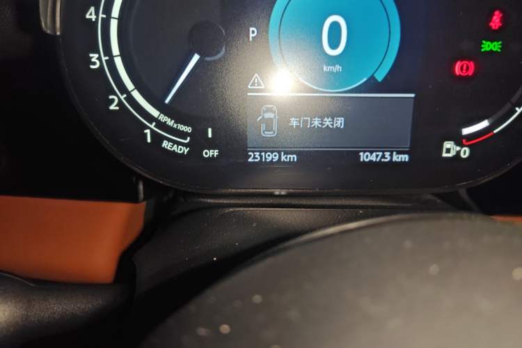 Used MINI 2022 1.5T COOPER Artist Odometer Close Up