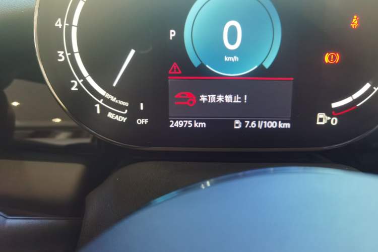 Used MINI 2022 1.5T COOPER CABRIO Classic Edition Odometer Close Up